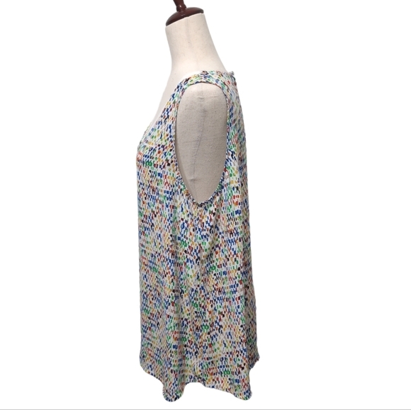 Vince Camuto Sleeveless Blouse Multi Color Print V-Neck Flowy size Large - Picture 3 of 7